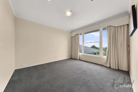 Property photo of 30 Bradman Terrace Epping VIC 3076