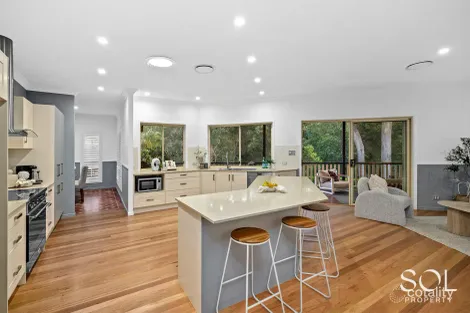 Property photo of 11 Alba Place Bridgeman Downs QLD 4035