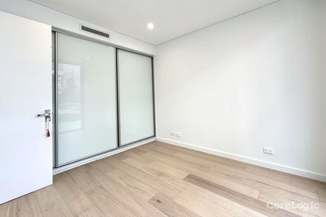 Property photo of 202/34 Shoreline Drive Rhodes NSW 2138