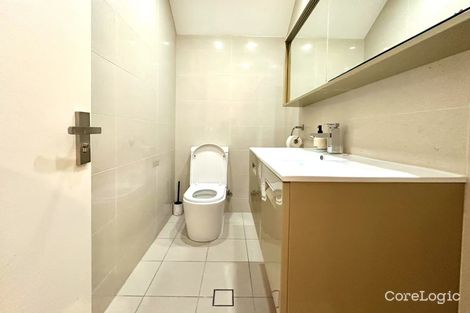 Property photo of 202/34 Shoreline Drive Rhodes NSW 2138