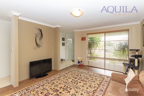 Property photo of 92 Edgecombe Pass Aveley WA 6069
