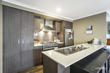 Property photo of 12 Hammersmith Road Wyndham Vale VIC 3024