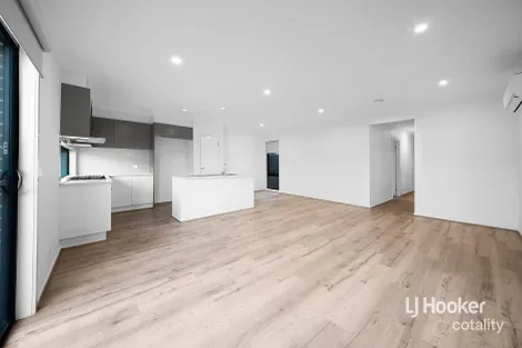 Property photo of 6 Karinya Way Harkness VIC 3337