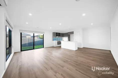 Property photo of 6 Karinya Way Harkness VIC 3337