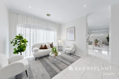 Property photo of 10 Hardwick Crescent Derrimut VIC 3026