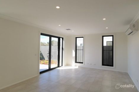 Property photo of 147 Billy Buttons Drive Narre Warren VIC 3805