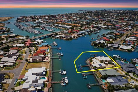 Property photo of 36 Mariner Court Newport QLD 4020