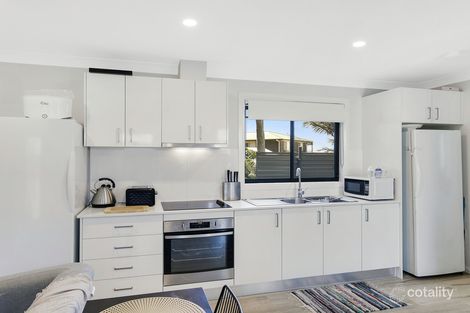 Property photo of 37 Woodland Parkway Buff Point NSW 2262