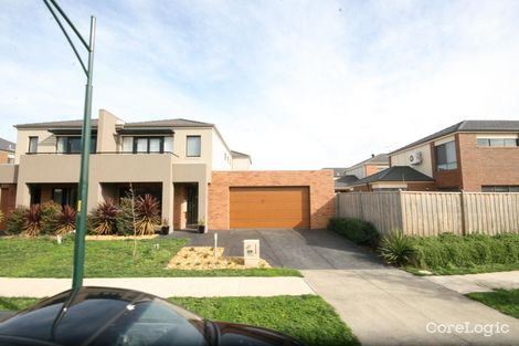 Property photo of 17 Monbulk Crescent Rowville VIC 3178