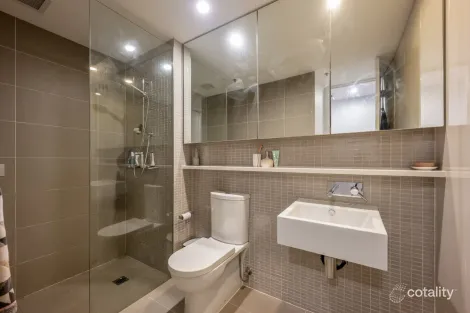 Property photo of 115/70 Queens Road Melbourne VIC 3004