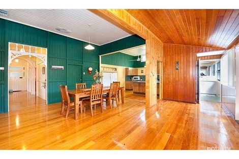 Property photo of 52 Cambridge Street The Range QLD 4700