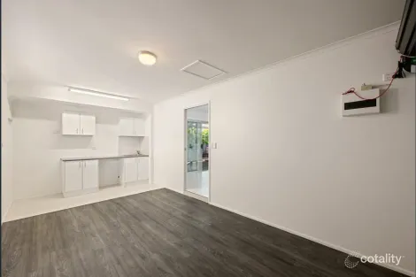 Property photo of 1/5 Carrothool Place Mooloolaba QLD 4557