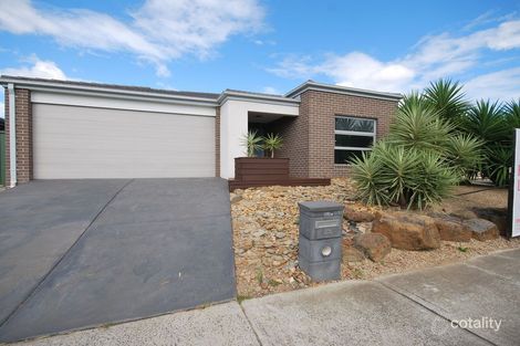 35 Ardent Cres, Cranbourne East, VIC 3977