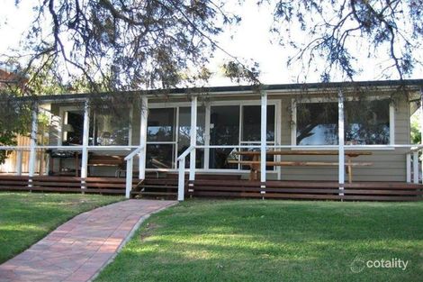 Property photo of 28 Culeenup Road North Yunderup WA 6208