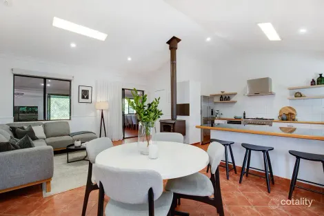 Property photo of 38 Raeburn Road Roleystone WA 6111