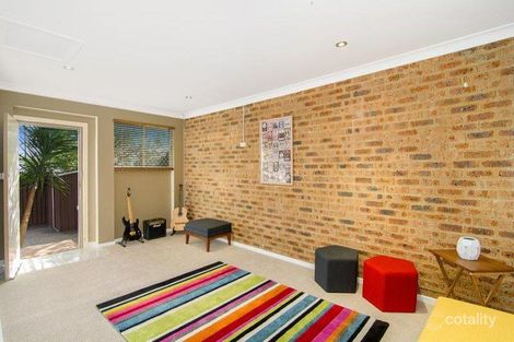 Property photo of 2/16 Alderney Street Minto NSW 2566