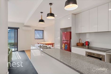 Property photo of 2/212 Collins Street Hobart TAS 7000