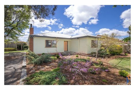 19 Kirkwood St, Armidale, NSW 2350