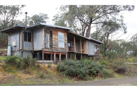 10 Kay Rd, Chum Creek, VIC 3777