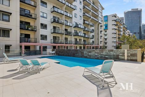 Property photo of 4/128 Mounts Bay Road Perth WA 6000