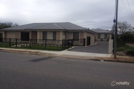 2/106 Acre Ave, Morphett Vale, SA 5162