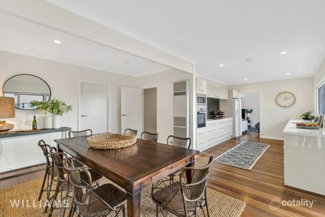 Property photo of 53 Crompton Drive Wattle Park SA 5066