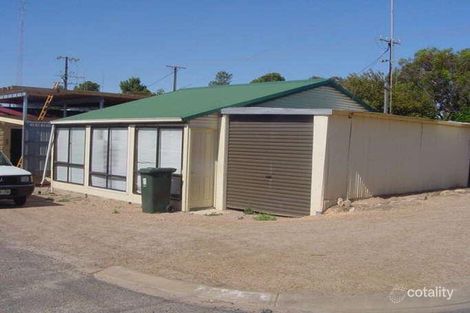 1 Fisherman Bay Rd, Port Broughton, SA 5522