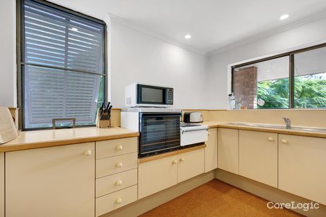 Property photo of 4/104 Clarence Road Indooroopilly QLD 4068