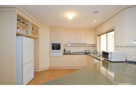 Property photo of 6 Irkara Drive Kennington VIC 3550