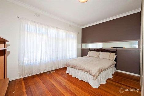 Property photo of 16 McCrae Road Rosanna VIC 3084