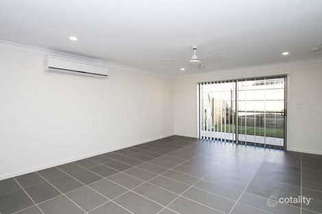 Property photo of 1/4 Rosenstengel Street Darling Heights QLD 4350