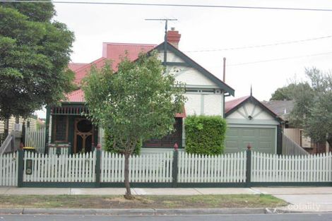 110 Rossmoyne St, Thornbury, VIC 3071