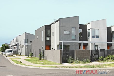 138 Dunnings Rd, Point Cook, VIC 3030