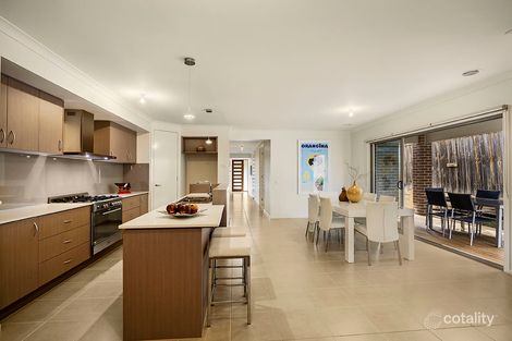 Property photo of 33 Toulon Drive Templestowe Lower VIC 3107