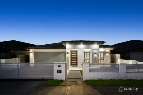 6 Dowie Dr, Claymore, NSW 2559