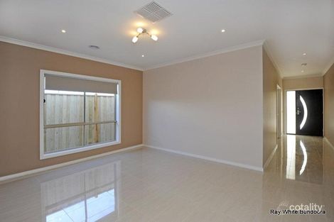 Property photo of 43 Cortona Grange Mernda VIC 3754