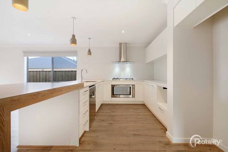 Property photo of 33 Ranger Street Clyde North VIC 3978