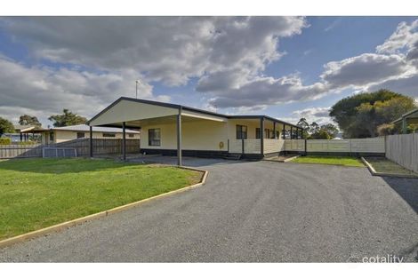 Property photo of 7 Sparks Lane Toongabbie VIC 3856