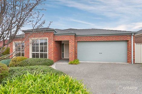Property photo of 3 Kirribilli Close Craigieburn VIC 3064