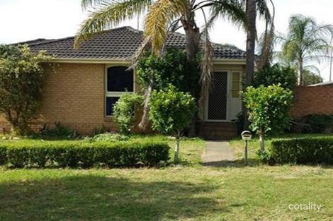 Property photo of 4 Alexandra Circuit St Clair NSW 2759