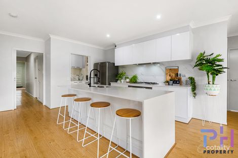 Property photo of 2 Blossom Drive Epsom VIC 3551