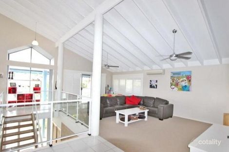 Property photo of 24 Marlin Drive South West Rocks NSW 2431