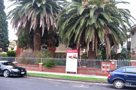 4/6 Charnwood Gr, St Kilda, VIC 3182