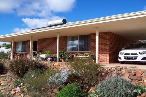 22 Scott St, York, WA 6302