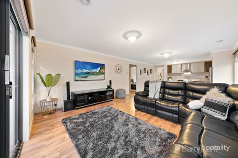 Property photo of 66 Gallery Way Pakenham VIC 3810