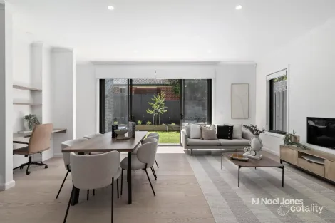 Property photo of 2/115 Brunswick Road Mitcham VIC 3132