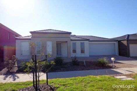 Property photo of 41 Waiben Crescent Point Cook VIC 3030