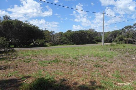 13 Manuka St, Sandy Point, VIC 3959