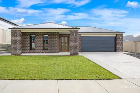 Property photo of 30 Keysor Way Wodonga VIC 3690