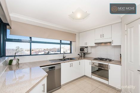 Property photo of 32 Bayview Terrace Yangebup WA 6164